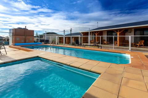 Beachfront Bicheno - Melbourne Tourism 34