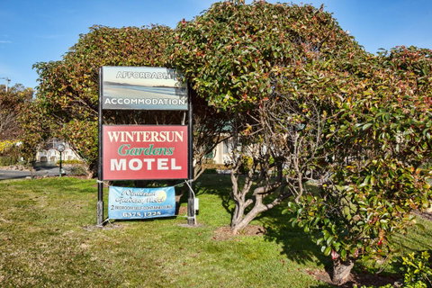 Wintersun Gardens Motel - Melbourne Tourism 32