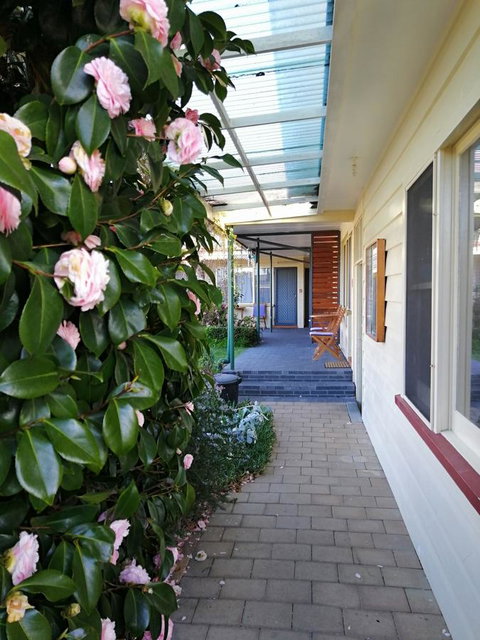 Wintersun Gardens Motel - Melbourne Tourism 5