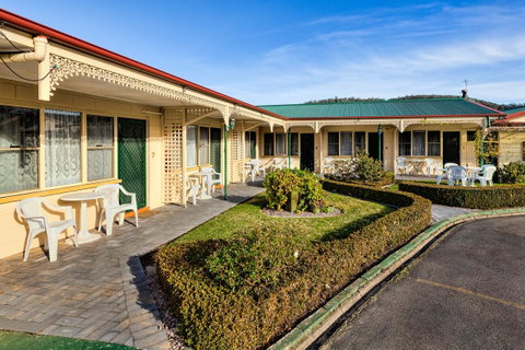 Wintersun Gardens Motel - Melbourne Tourism 23