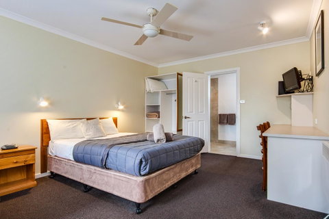 Wintersun Gardens Motel - Melbourne Tourism 20