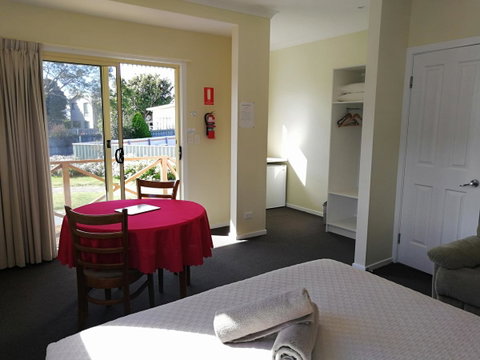 Wintersun Gardens Motel - Melbourne Tourism 8