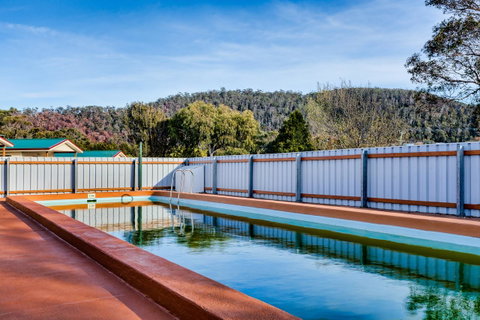 Wintersun Gardens Motel - Melbourne Tourism 17