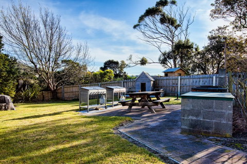 Wintersun Gardens Motel - Melbourne Tourism 38