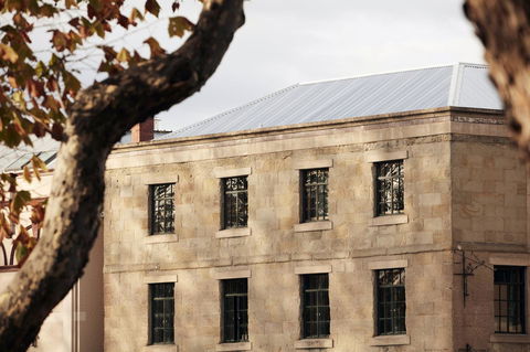 Moss Hotel - Melbourne Tourism 1