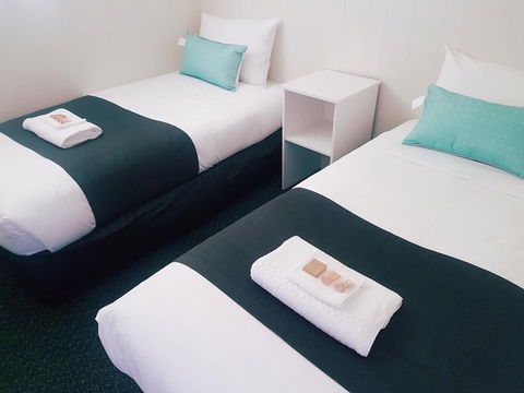 Ocean View Cottage - Melbourne Tourism 3