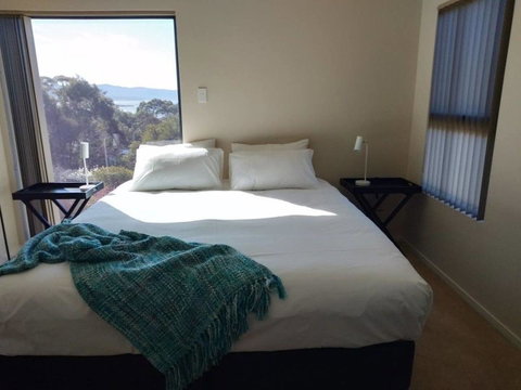 Bicheno Views On Douglas - Melbourne Tourism 19