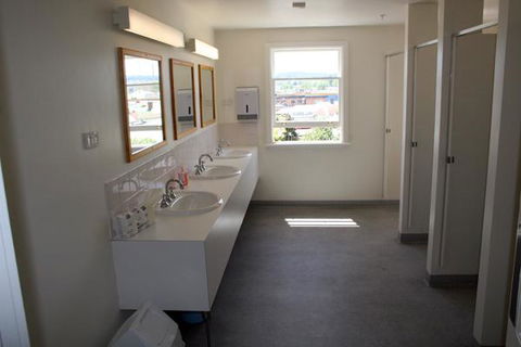 Arthouse Hostel - Melbourne Tourism 26