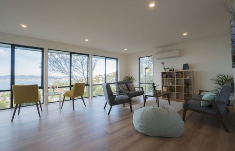 Amazing Sea Views Luxury Guest House - Melbourne Tourism 7