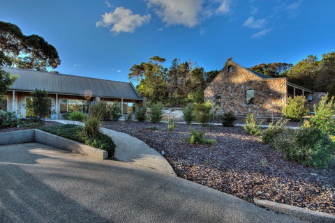Freycinet Stone Studio 3 - Feldspar - Melbourne Tourism 9
