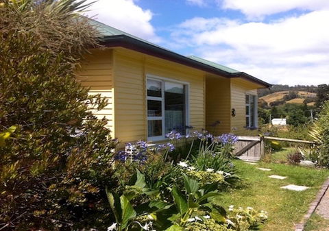 Eden Orchard & Farmstay - Melbourne Tourism 1