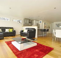 Seaview Apartment - Melbourne Tourism