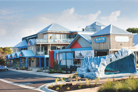 The Island Accommodation - Melbourne Tourism 0