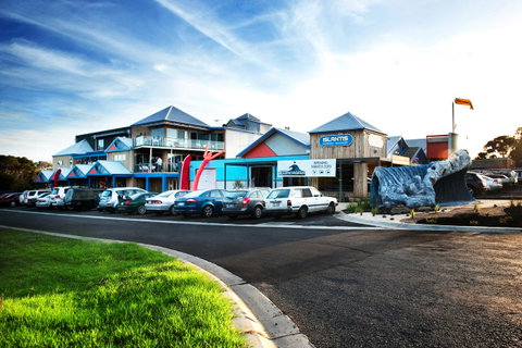 The Island Accommodation - Melbourne Tourism 25