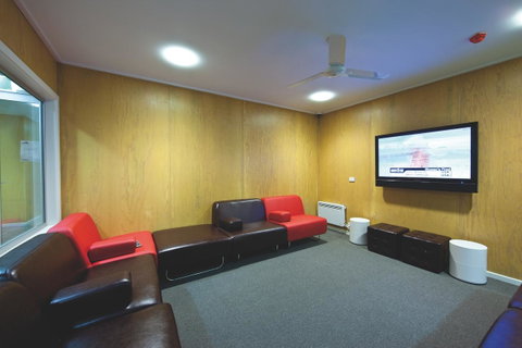 The Island Accommodation - Melbourne Tourism 18