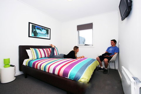 The Island Accommodation - Melbourne Tourism 9