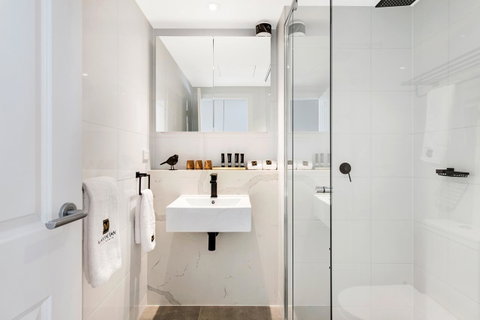Manhattan Apartments - Notting Hill - Melbourne Tourism 21