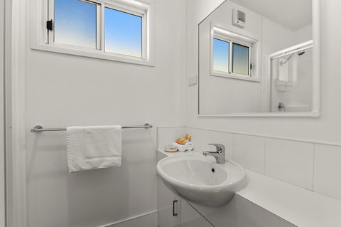 Bright Riverside Holiday Park - Melbourne Tourism 8