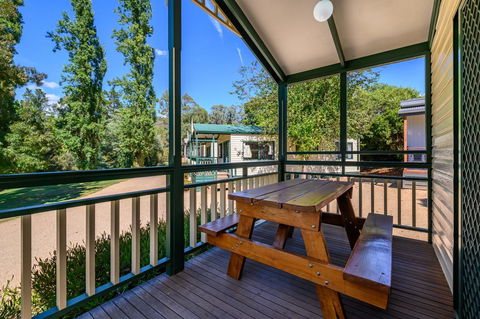 Bright Riverside Holiday Park - Melbourne Tourism 14