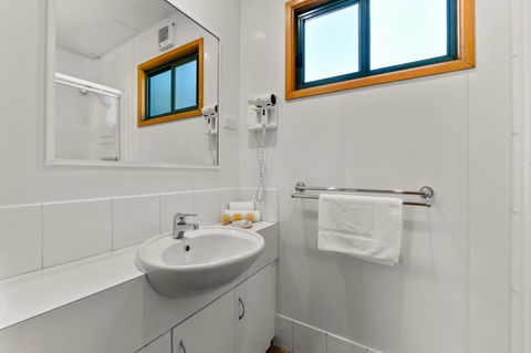 Bright Riverside Holiday Park - Melbourne Tourism 20