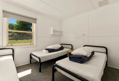 Bright Riverside Holiday Park - Melbourne Tourism 1