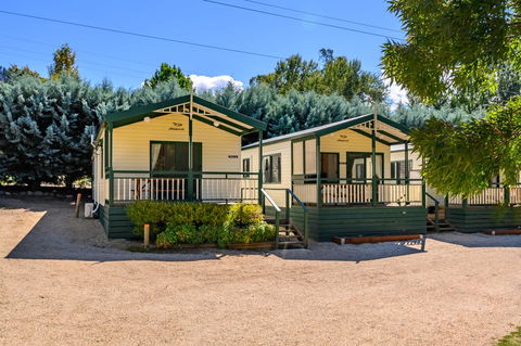 Bright Riverside Holiday Park - Melbourne Tourism 11
