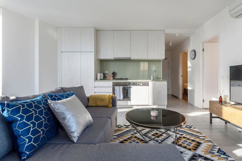 2Bedroom Apartment With Views In Docklands Next To CBD & Marvel Stadium - Melbourne Tourism 8