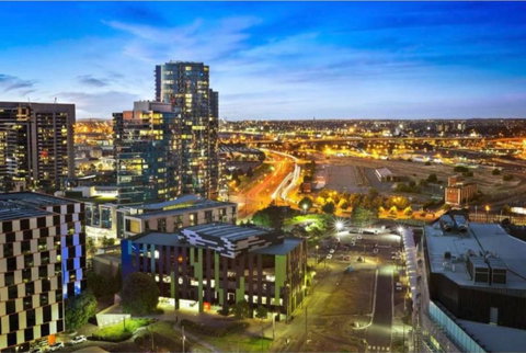 2Bedroom Apartment With Views In Docklands Next To CBD & Marvel Stadium - Melbourne Tourism 21