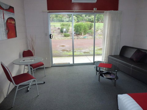 The Grampians Motel - Melbourne Tourism 33