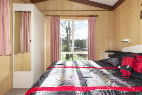 The Grampians Motel - Melbourne Tourism 13