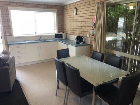 Port Campbell Parkview Motel & Apartments - Melbourne Tourism 44