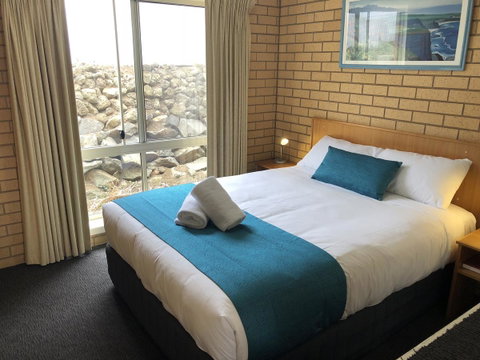 Port Campbell Parkview Motel & Apartments - Melbourne Tourism 3