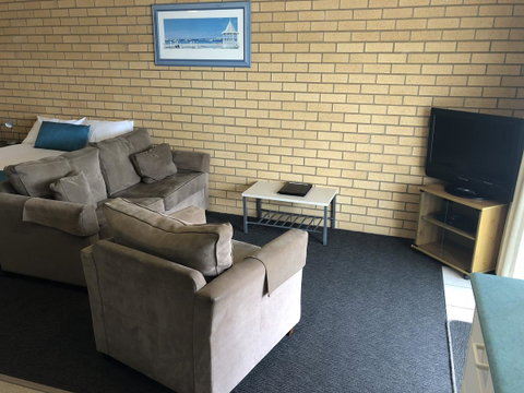 Port Campbell Parkview Motel & Apartments - Melbourne Tourism 9