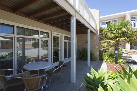 Port Campbell Parkview Motel & Apartments - Melbourne Tourism 35