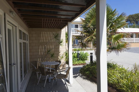 Port Campbell Parkview Motel & Apartments - Melbourne Tourism 32