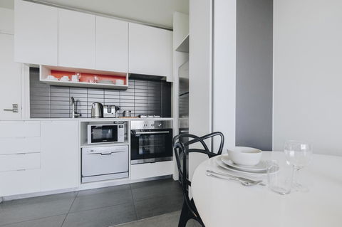 Mono Apartments On Franklin Street - Melbourne Tourism 19