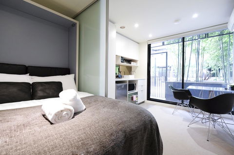 Mono Apartments On Franklin Street - Melbourne Tourism 25