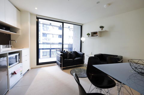 Mono Apartments On Franklin Street - Melbourne Tourism 27