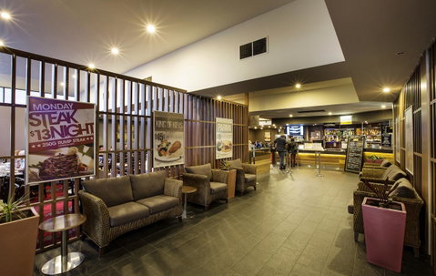 Nightcap At Keysborough Hotel - Melbourne Tourism 26