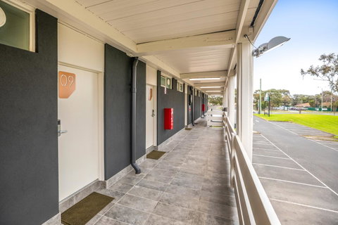 Nightcap At Keysborough Hotel - Melbourne Tourism 22