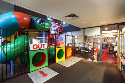 Nightcap At Keysborough Hotel - Melbourne Tourism 5