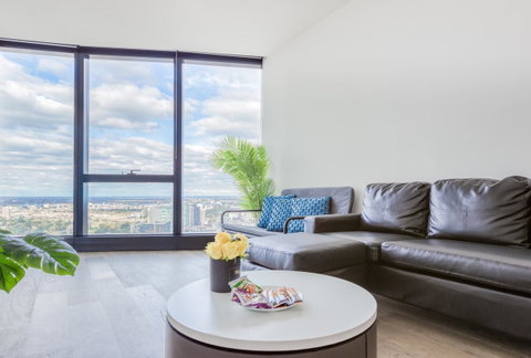 New Eureka 108 Hotel Apartments - Melbourne Tourism 3
