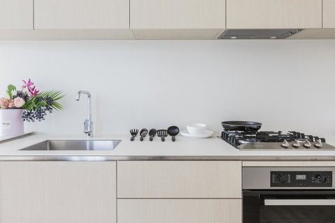 New Eureka 108 Hotel Apartments - Melbourne Tourism 9