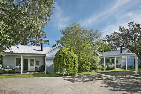 Bilinga Cottages - Melbourne Tourism 0