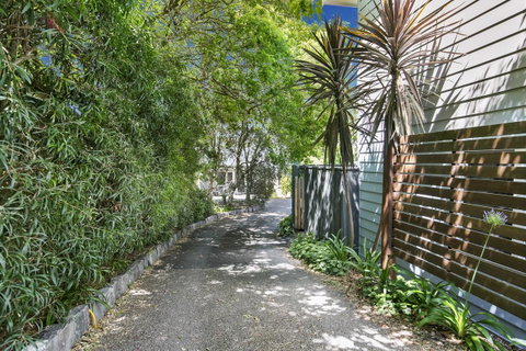 Bilinga Cottages - Melbourne Tourism 15