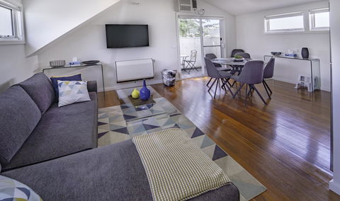 Bayview Loft - Melbourne Tourism 9