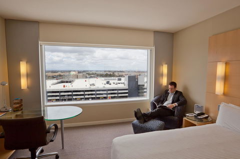 PARKROYAL Melbourne Airport - Melbourne Tourism 17