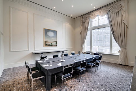 The Savoy Hotel On Little Collins Melbourne - Melbourne Tourism 18