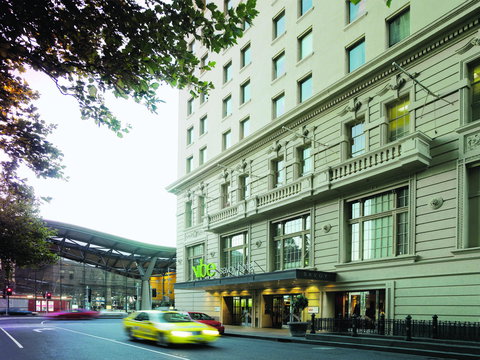 The Savoy Hotel On Little Collins Melbourne - Melbourne Tourism 2