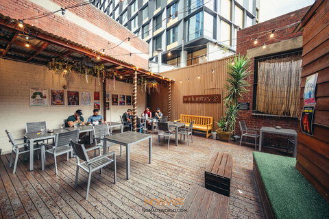 Nomads Melbourne Backpackers - Melbourne Tourism 6